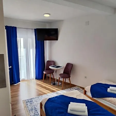 Toki Balkana Apartment